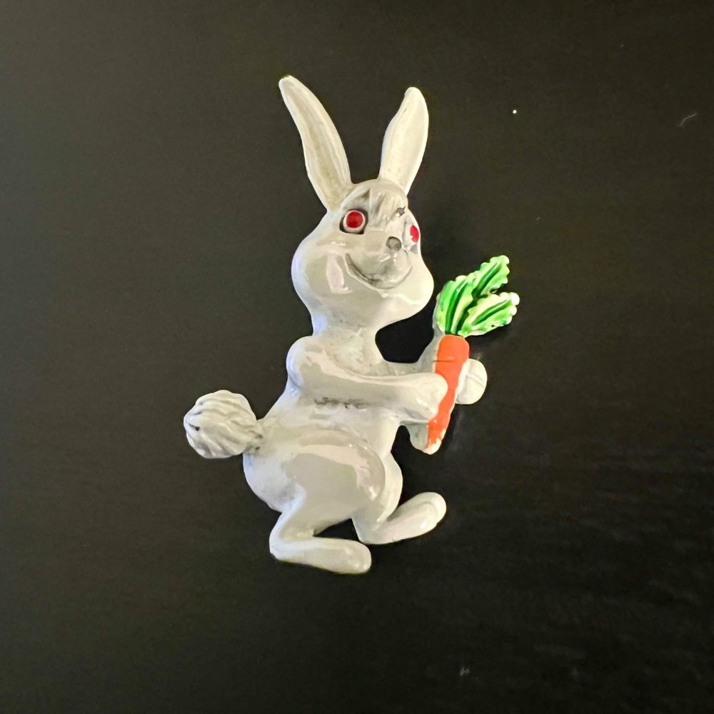 VTG White Enamel Rabbit